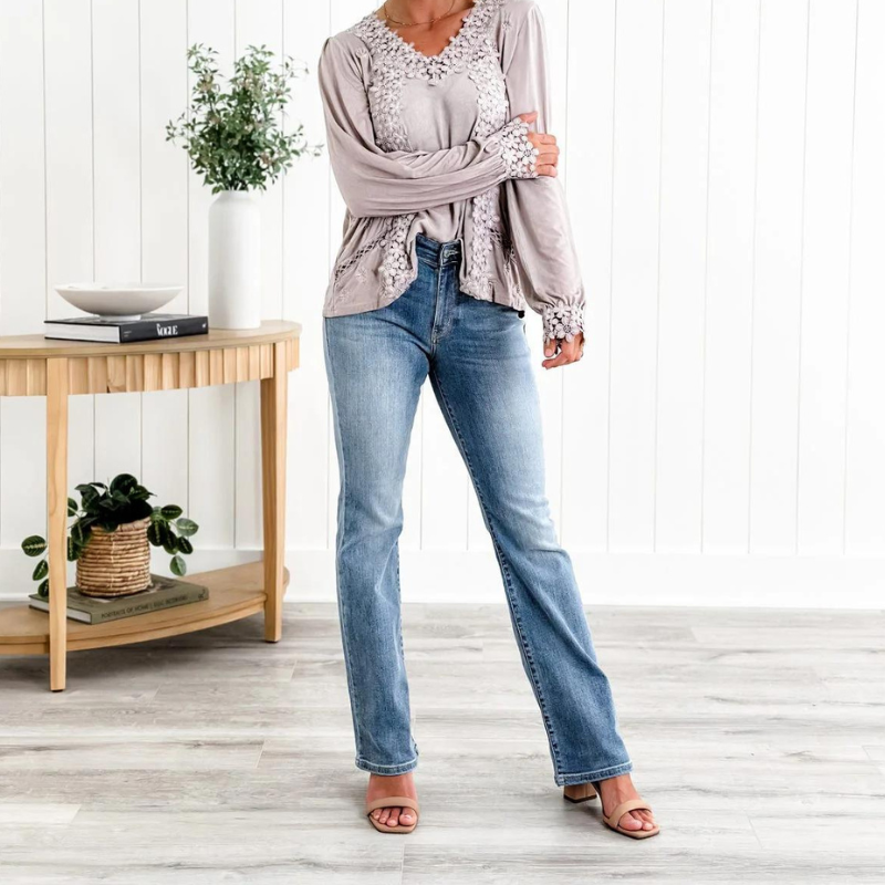 Bootcut Fit jeans
