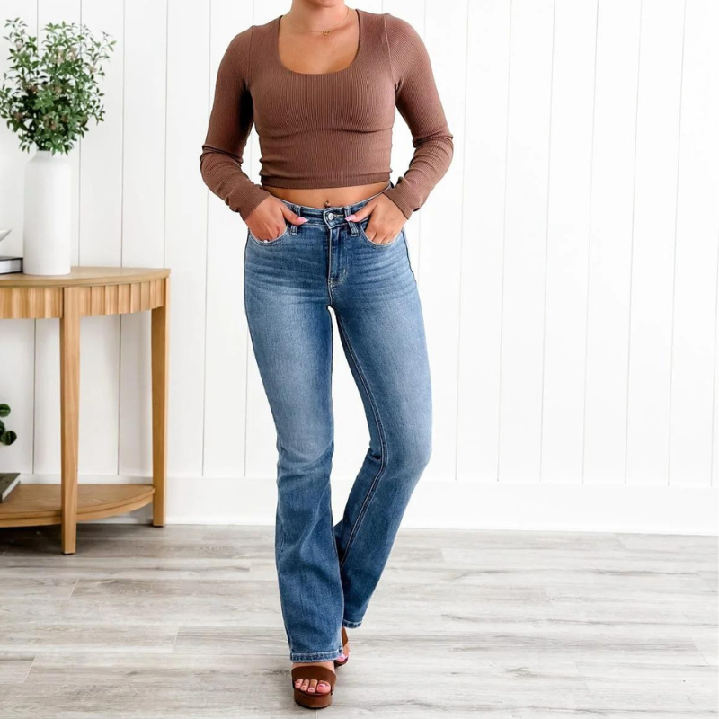 Bootcut Fit jeans